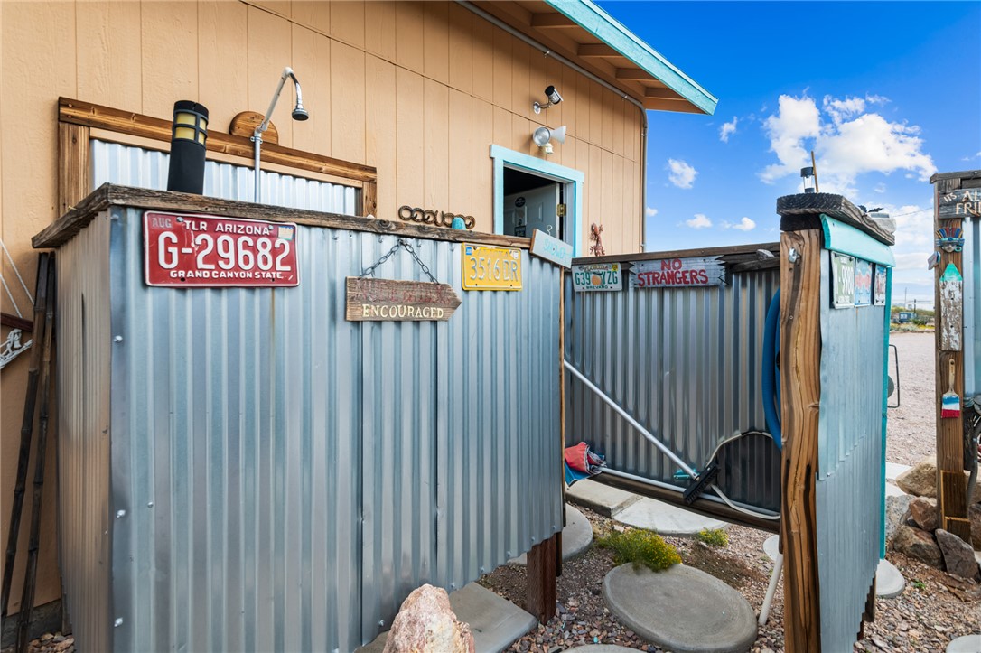 1193 South Dome Road Golden Valley, AZ 86413 - Photo 23 of 38 Outdoor shower