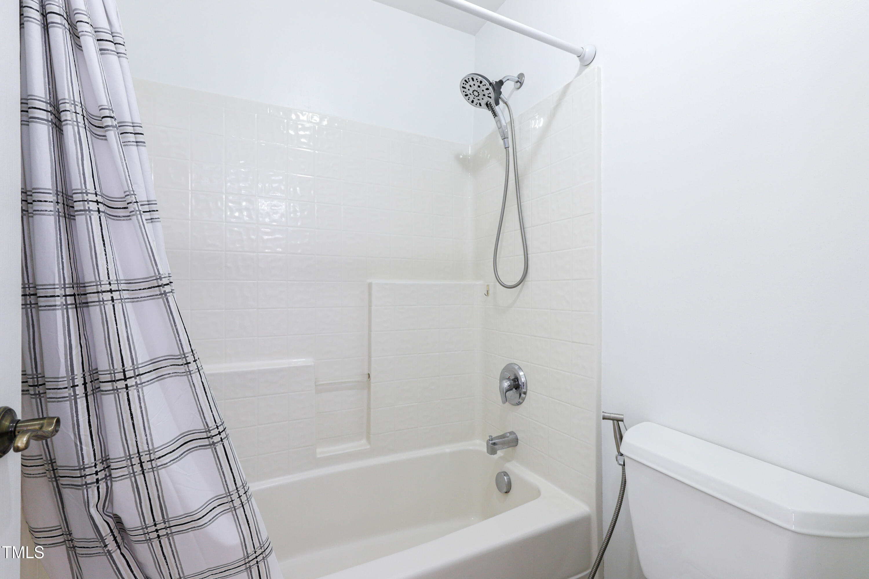 3220 Queensland Road Raleigh, NC 27614 - Photo 40 of 54 51