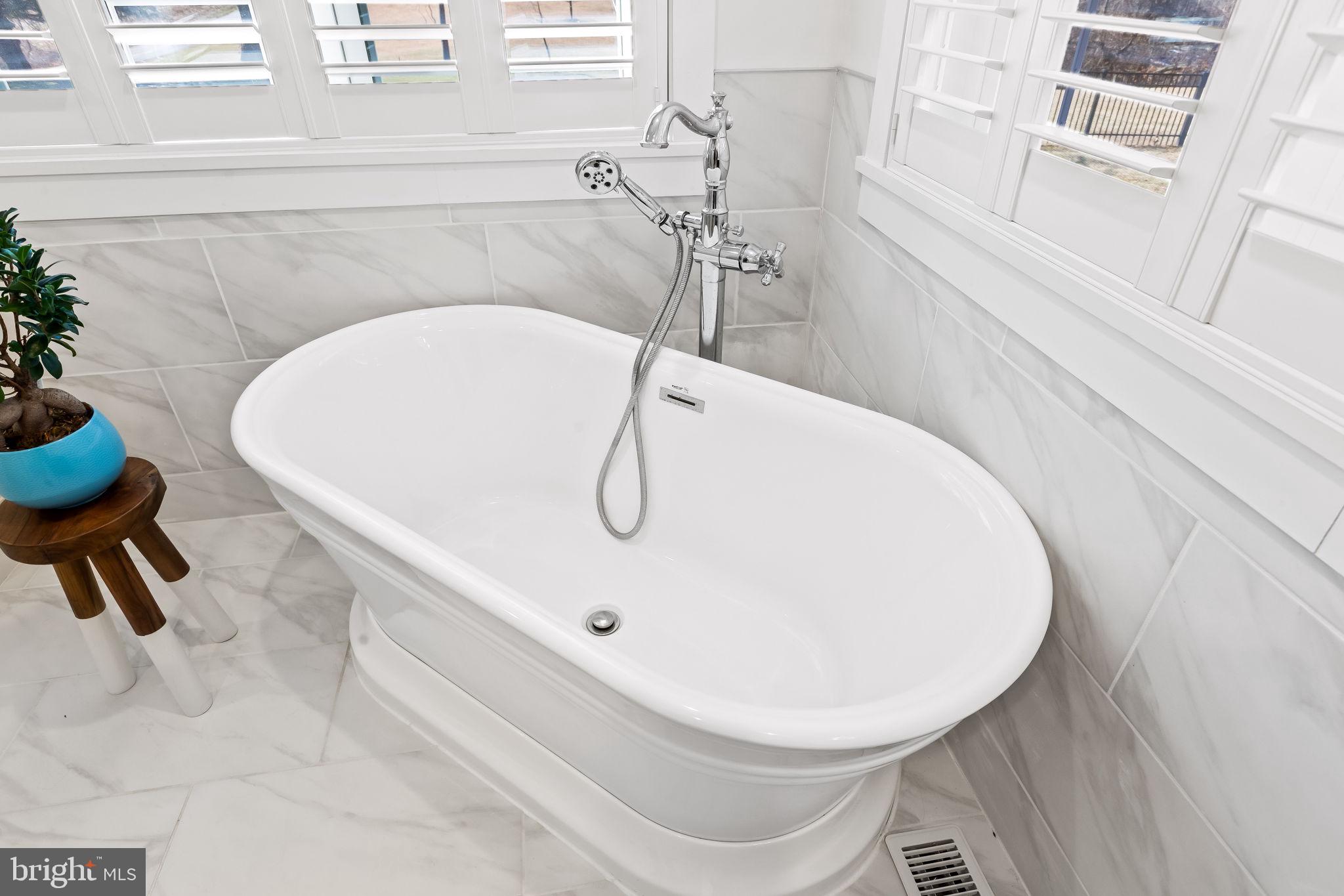 3016 Benson Mill Road Upperco, MD 21155 - Photo 27 of 51 Primary Bath