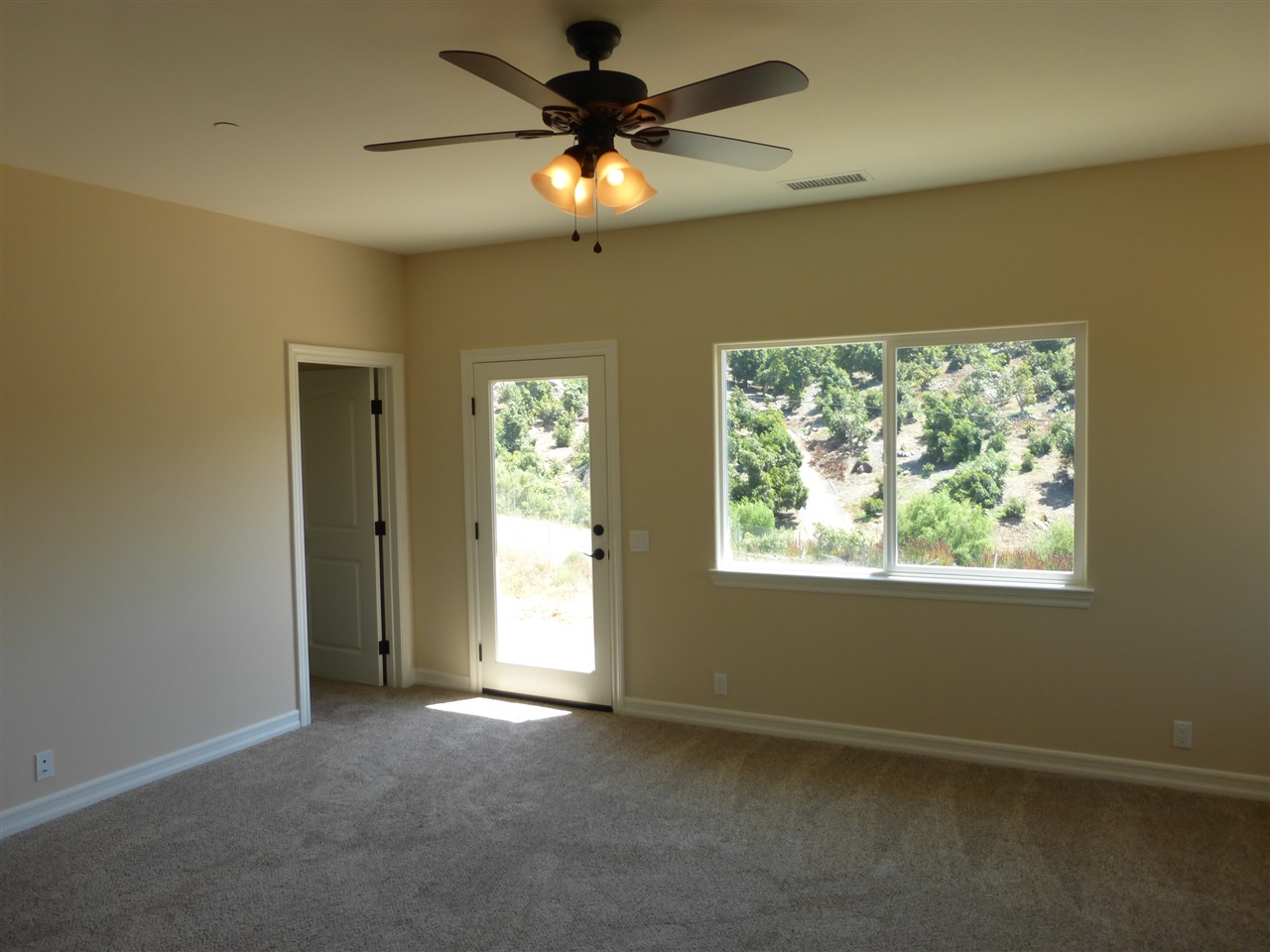 31568 Rancho Amigos Road Bonsall, CA 92003 - Photo 11 of 17