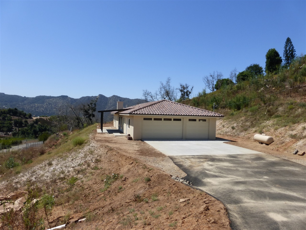 31568 Rancho Amigos Road Bonsall, CA 92003 - Photo 15 of 17