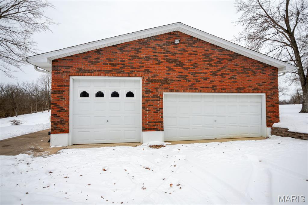 5251 Miles Station Road Bunker Hill, IL 62014 - Photo 12 of 86