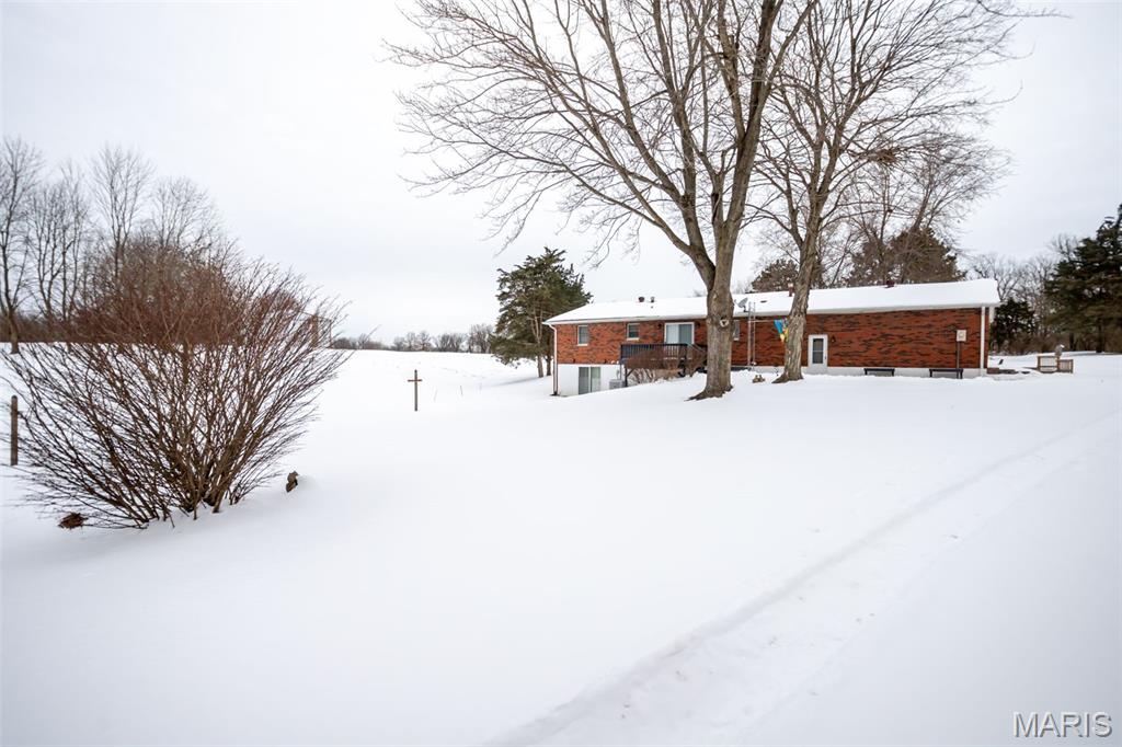 5251 Miles Station Road Bunker Hill, IL 62014 - Photo 13 of 86