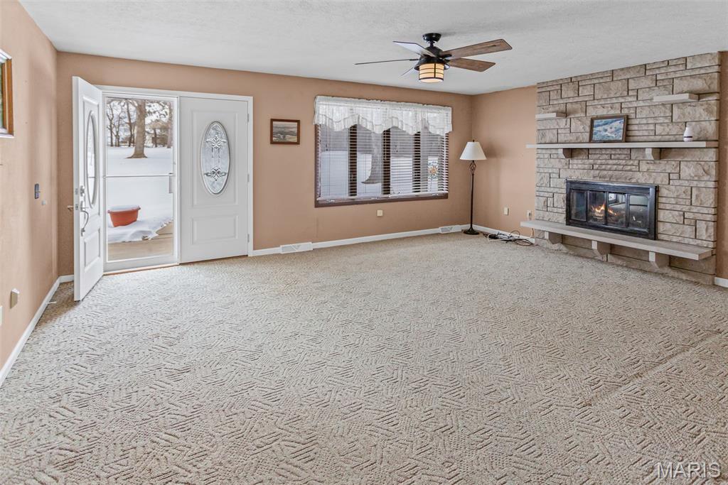 5251 Miles Station Road Bunker Hill, IL 62014 - Photo 14 of 86