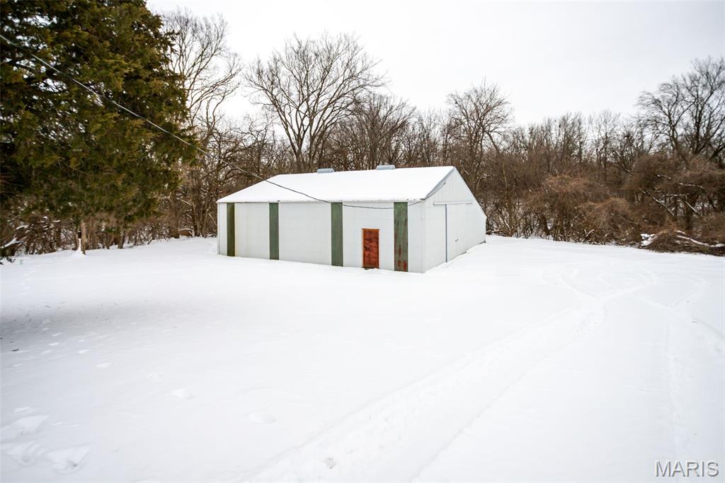 5251 Miles Station Road Bunker Hill, IL 62014 - Photo 53 of 86