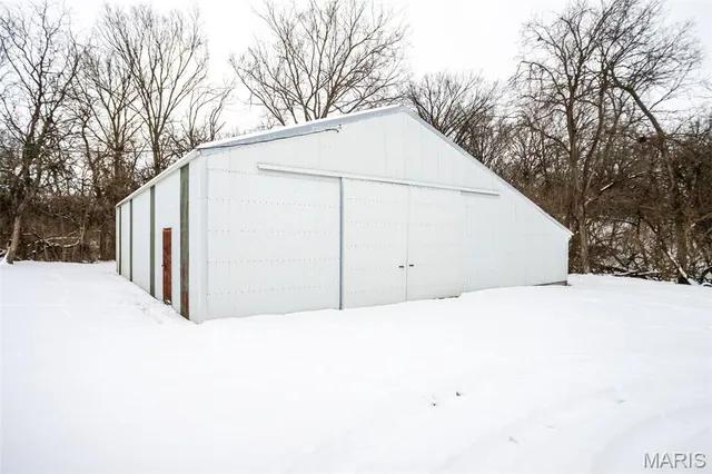 $450,000 | 5251 Miles Station Road, Bunker Hill, IL 62014