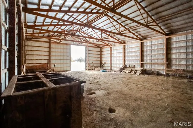 $450,000 | 5251 Miles Station Road, Bunker Hill, IL 62014