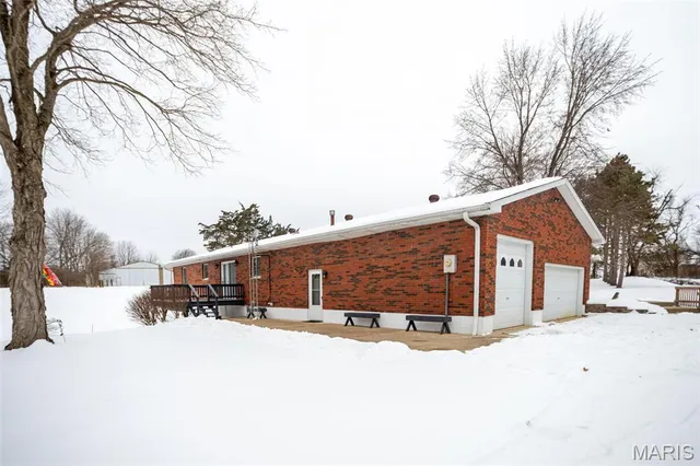 $450,000 | 5251 Miles Station Road, Bunker Hill, IL 62014