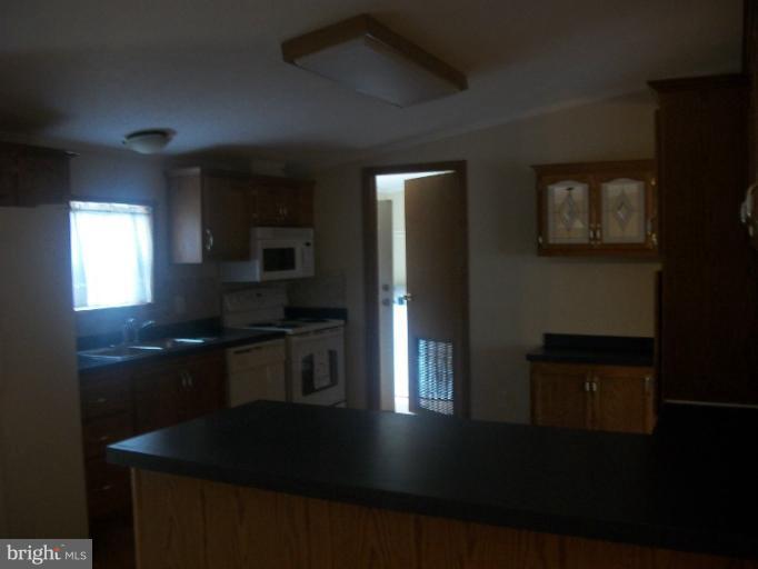 31 Bear Pond Road Harpers Ferry, WV 25425 - Photo 7 of 12 Kitchen