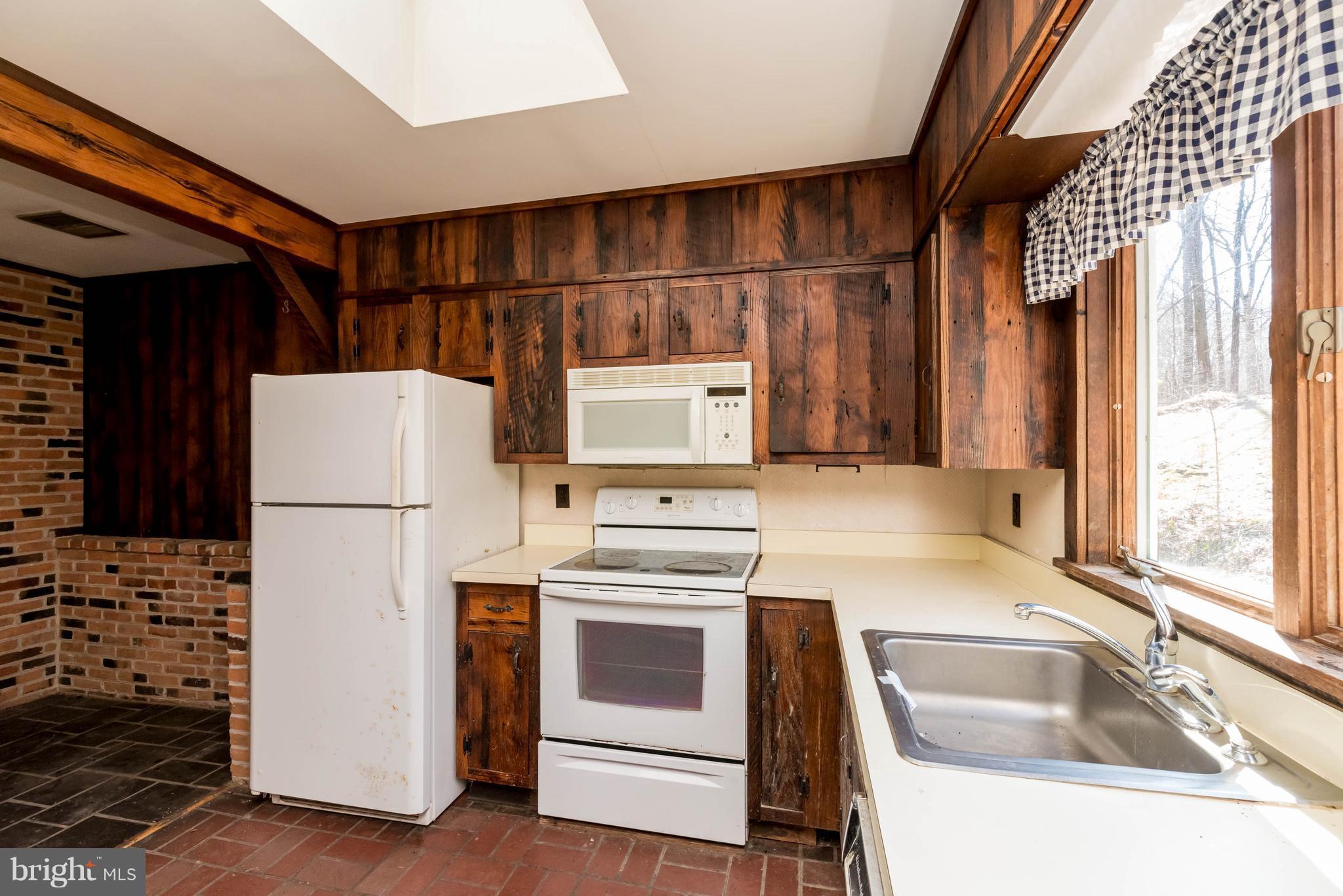 5022 St Pauls Church Road Pylesville, MD 21132 - Photo 12 of 30 Kitchen