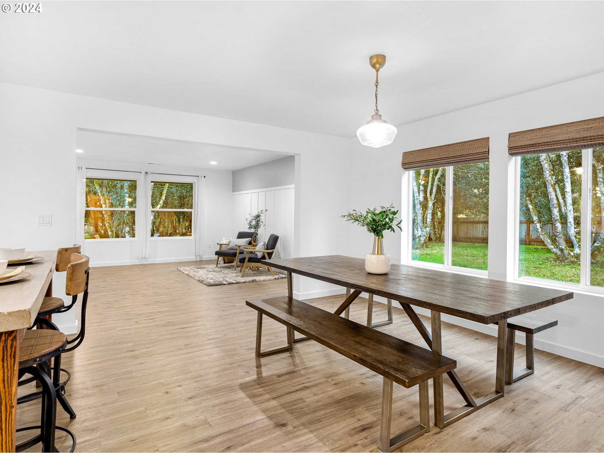 91138 Pathfinder Road Astoria, OR 97103 - Photo 9 of 44 Dining Room
