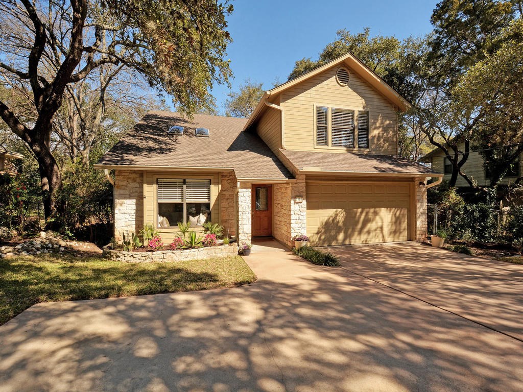 a view of a house with a patio