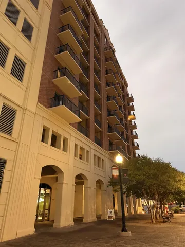 $1,500 | 215 West College Avenue, Unit 302, Tallahassee, FL 32301