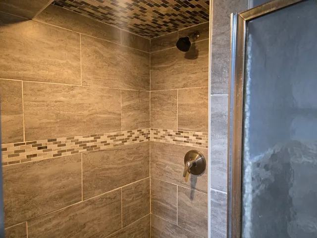 $1,350 | 5508 West Congress Parkway, Unit G, Chicago, IL 60644