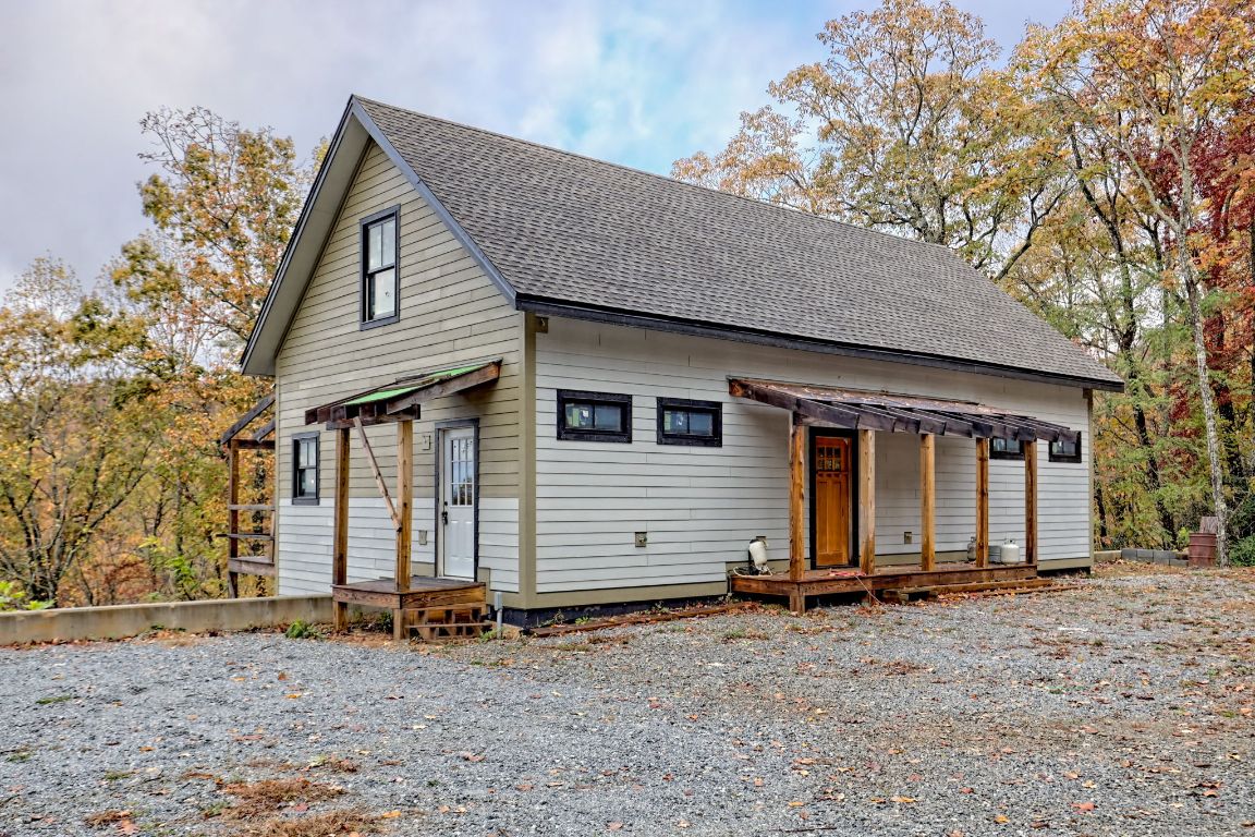 78 Natural Bridge Road Scaly Mountain, NC 28775 - Photo 13 of 51 Gallery Image 13
