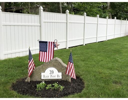 39 Black Point Road Webster, MA 01570 - Photo 4 of 25
