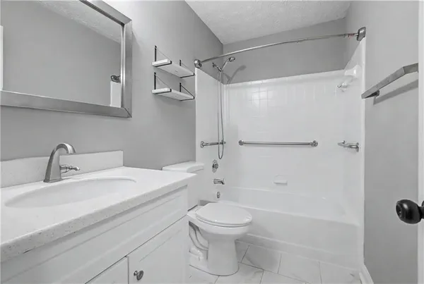 $270,000 | 2011 Canyon Point Circle, Roswell, GA 30076