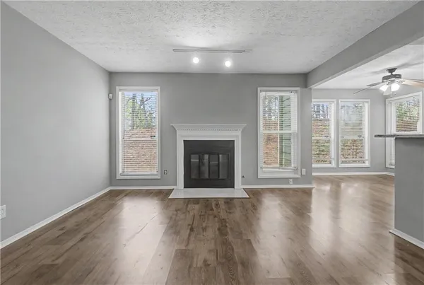 $270,000 | 2011 Canyon Point Circle, Roswell, GA 30076