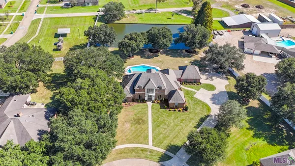 $699,000 | 35000 Harmony Lane, Denham Springs, LA 70706