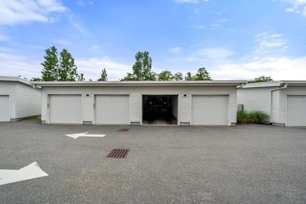 a view of a house with a outdoor space