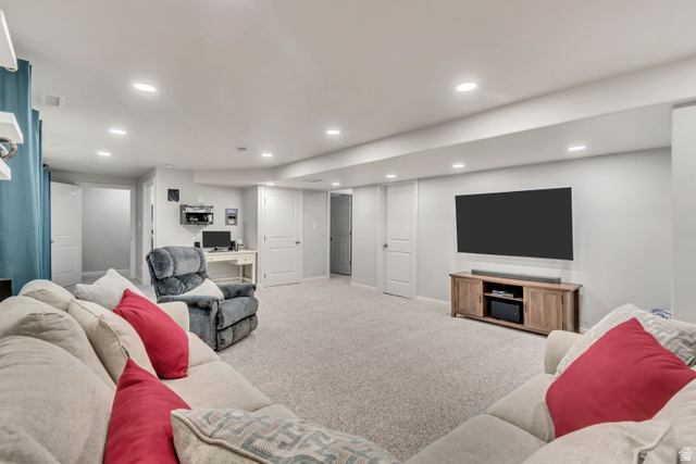 356 North 230 West Payson, UT 84651 - Photo 28 of 45 Spacious finished lower level featuring recessed lighting and light gray wall paint