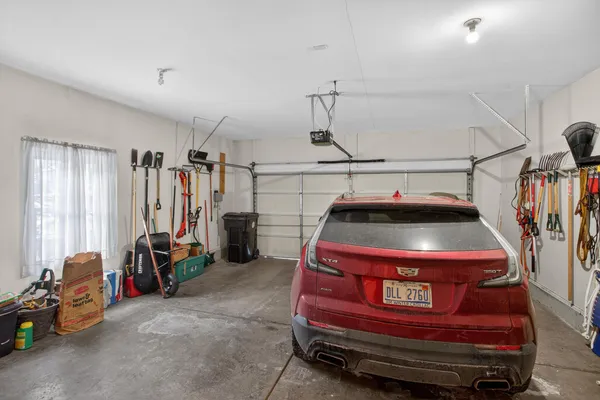 $440,000 | 2205 Lake Wood Drive, Jackson, MI 49203