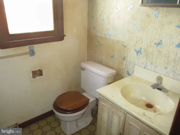 $300,000 | 211 Greenwood Street, Elkton, MD 21921