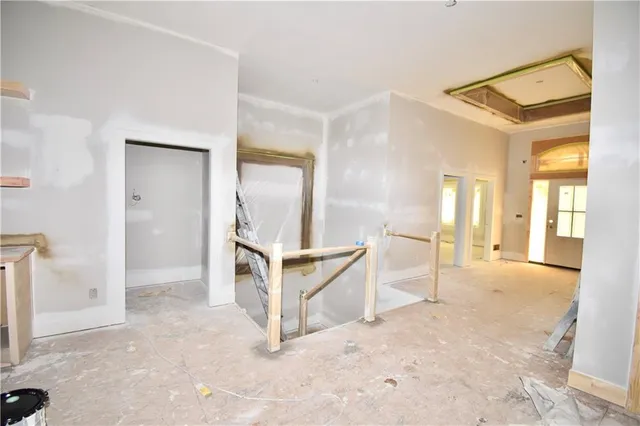 $856,261 | 8337 Northeast 76th Terrace, Kansas City, MO 64158