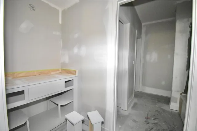 $856,261 | 8337 Northeast 76th Terrace, Kansas City, MO 64158