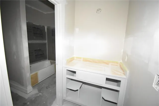 $856,261 | 8337 Northeast 76th Terrace, Kansas City, MO 64158