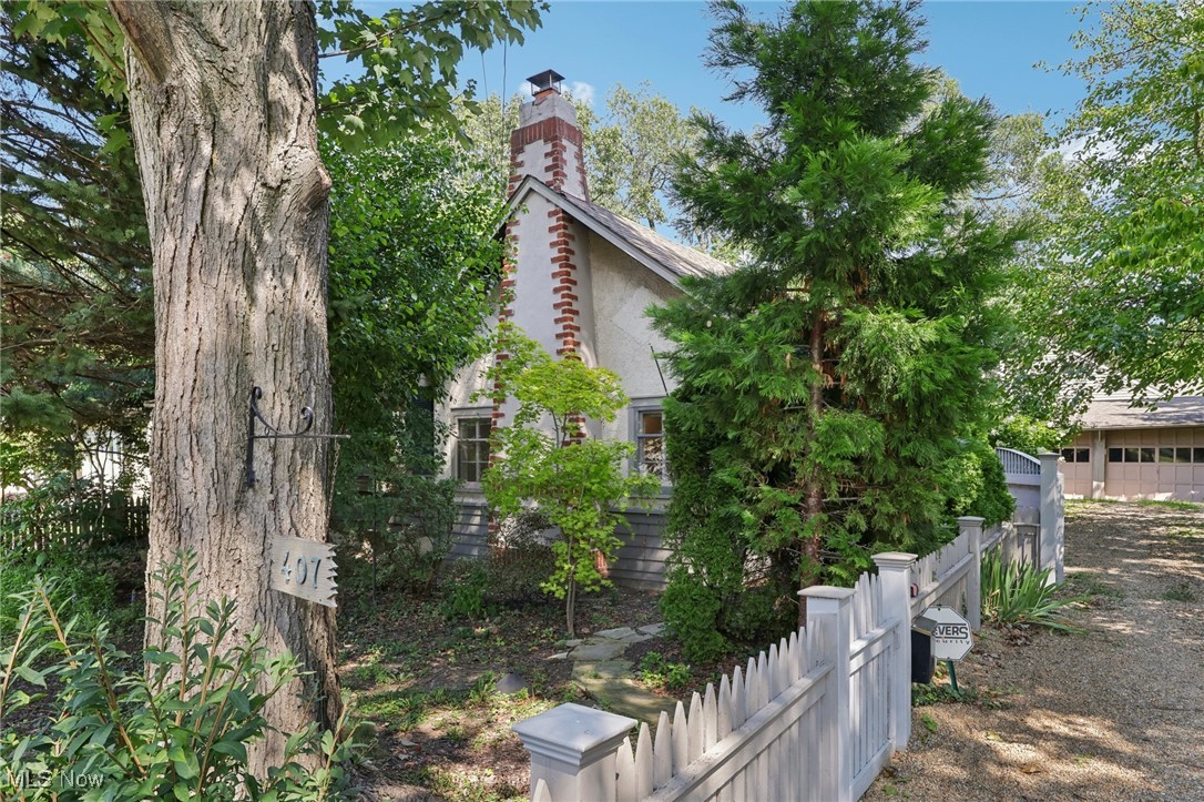 407 Columbia Road Bay Village, OH 44140 - Photo 26 of 33