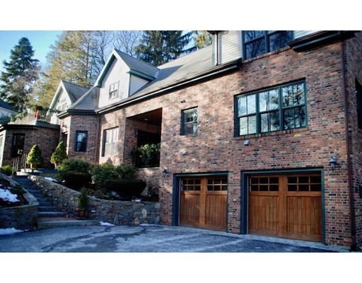 32 Chestnut Street Wellesley, MA 02481 - Photo 2 of 18 a front view of a house with garden