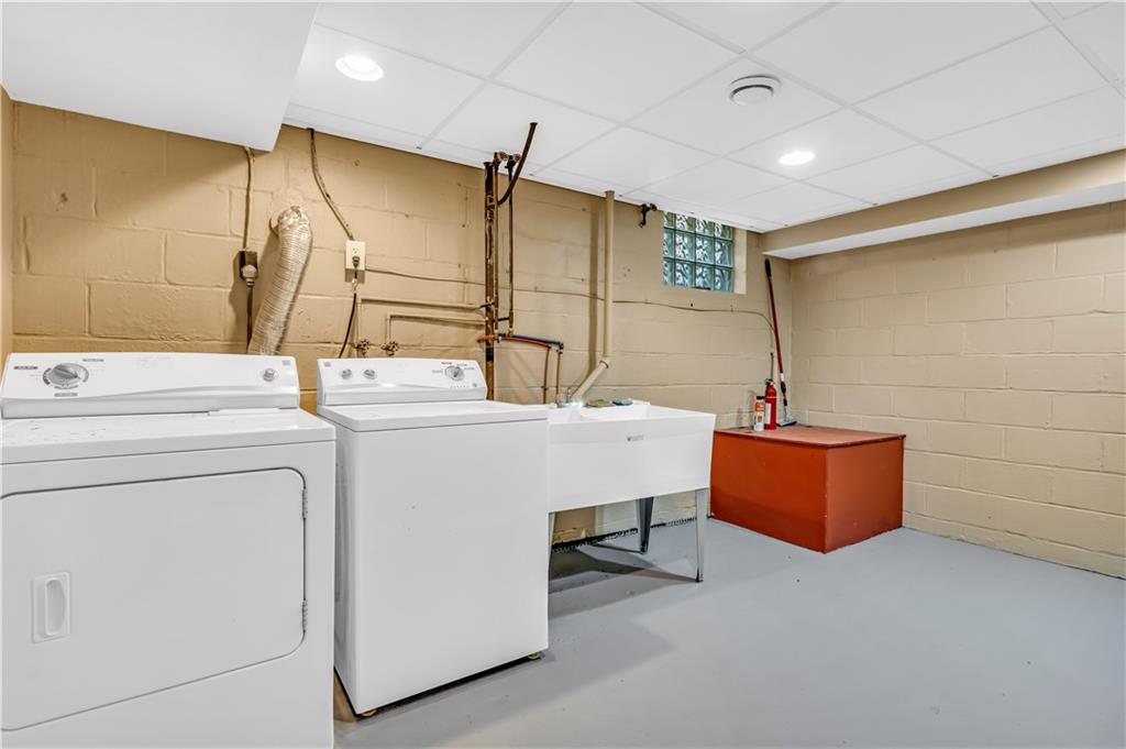 434 Summit Drive Pittsburgh, PA 15228 - Photo 21 of 24 a room with storage and utility