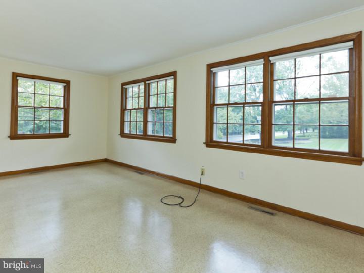 128 Herrontown Road Princeton, NJ 08540 - Photo 6 of 22