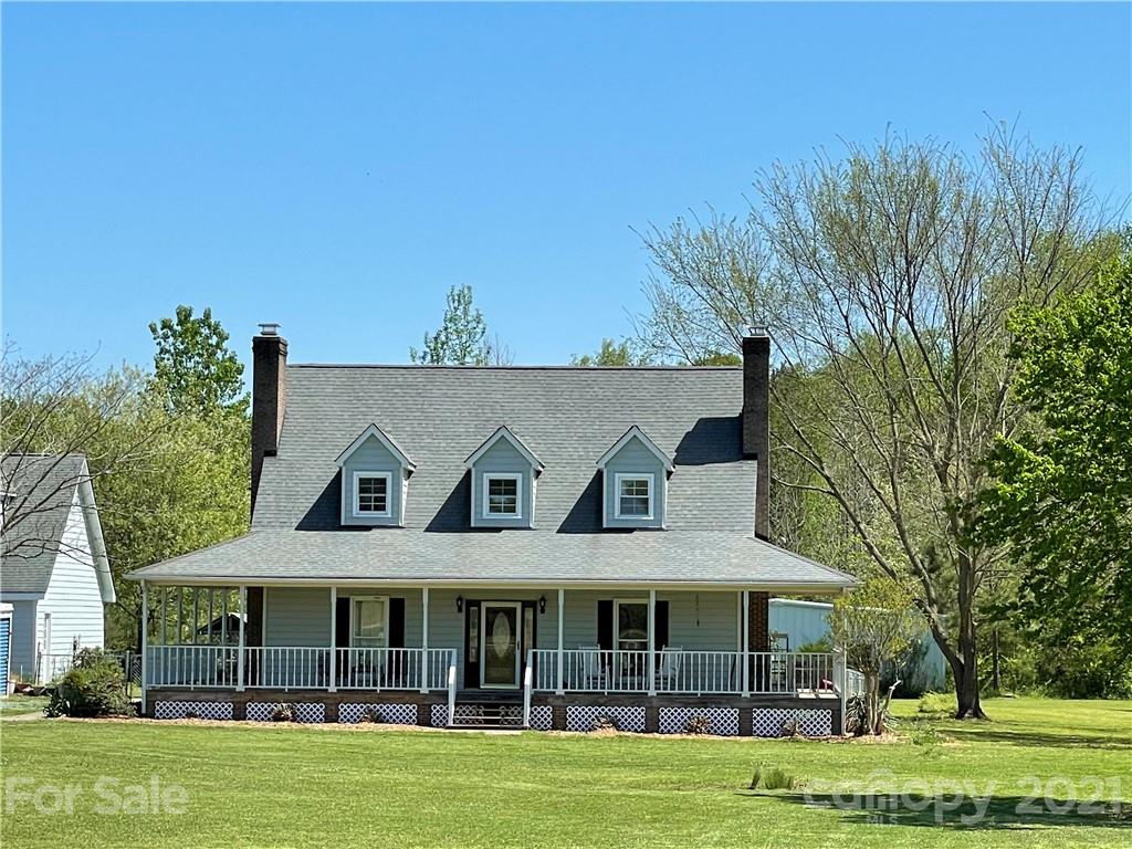 5609 Medlin Road Monroe, NC 28112 - Photo 2 of 20 Gallery Image 2