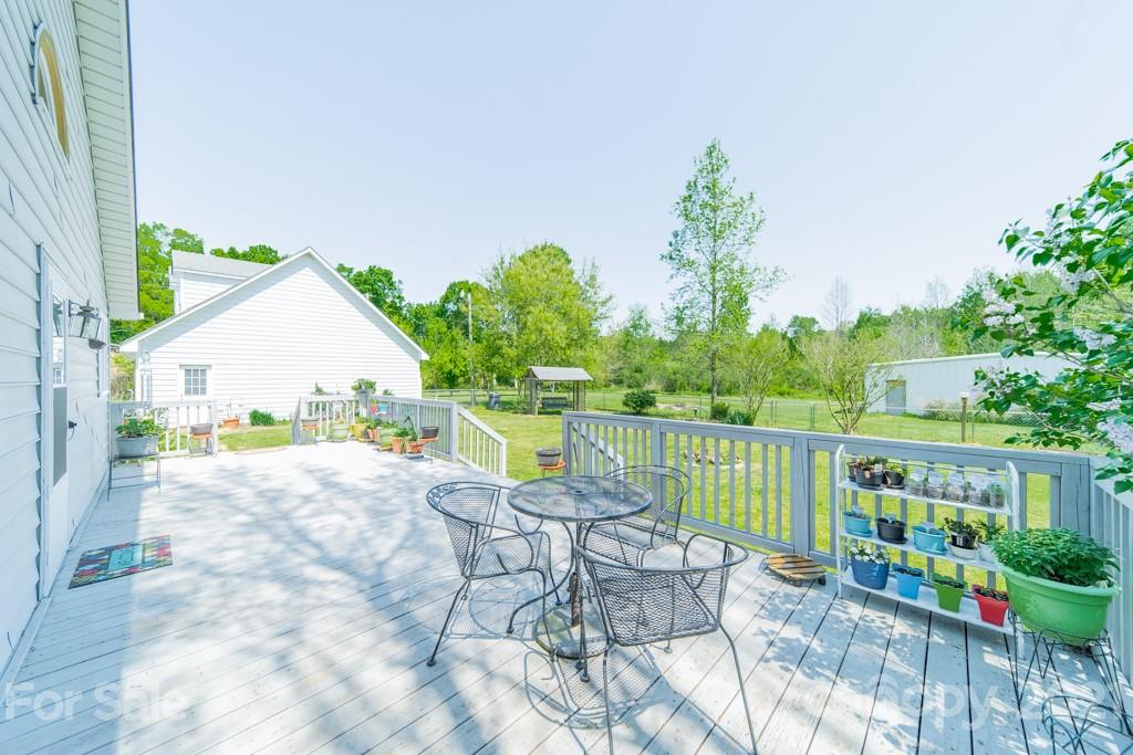 5609 Medlin Road Monroe, NC 28112 - Photo 11 of 20 Gallery Image 11