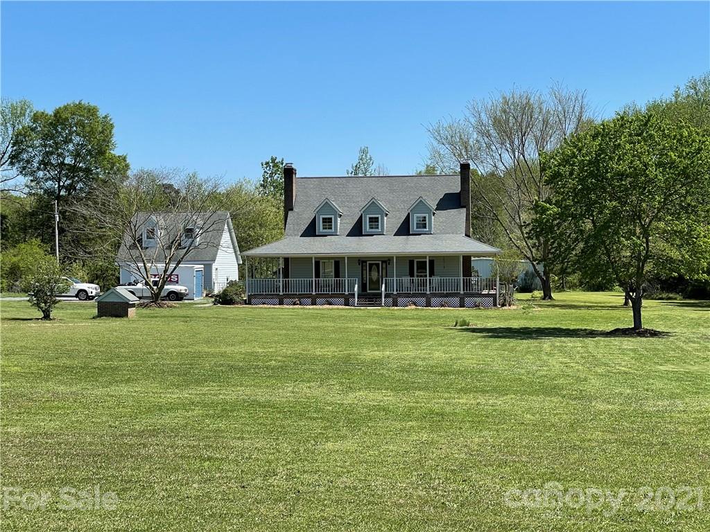 5609 Medlin Road Monroe, NC 28112 - Photo 3 of 20 Gallery Image 3