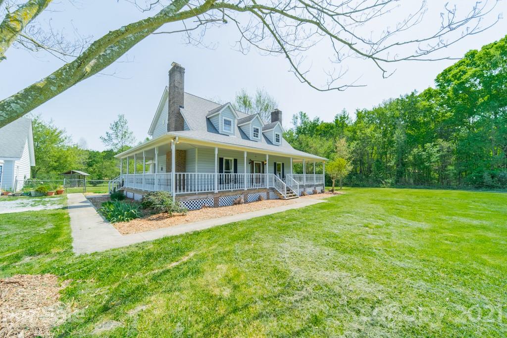 5609 Medlin Road Monroe, NC 28112 - Photo 9 of 20 Gallery Image 9
