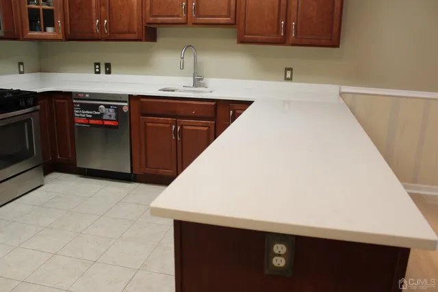 $1,850 | 514 Doral Court, Piscataway, NJ 08854