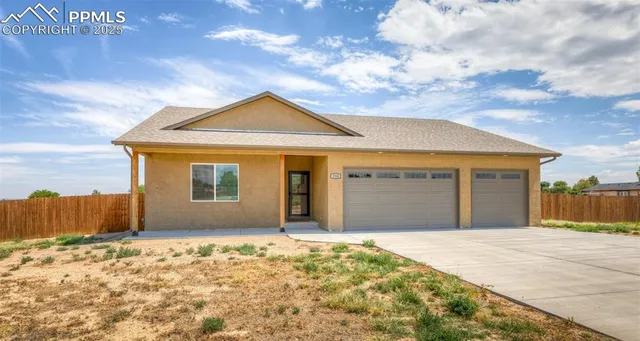 $400,000 | 288 South Wiggins Drive, Pueblo, CO 81007