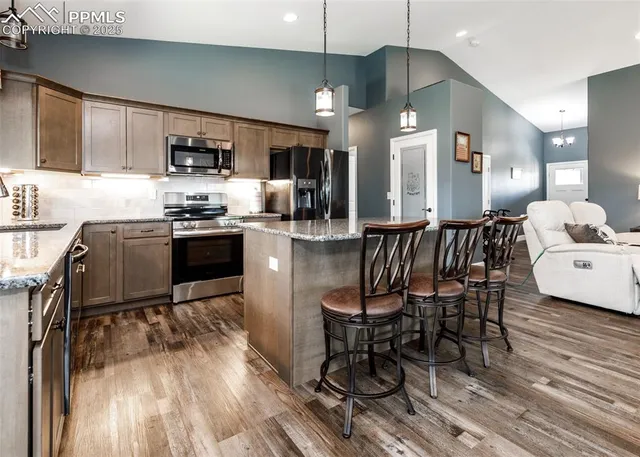 $400,000 | 288 South Wiggins Drive, Pueblo, CO 81007