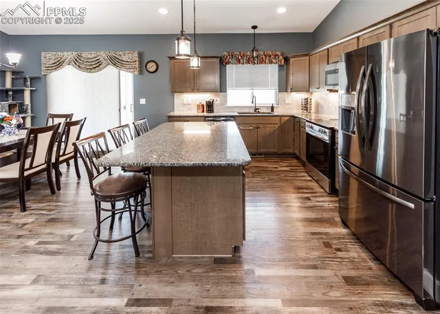 $400,000 | 288 South Wiggins Drive, Pueblo, CO 81007