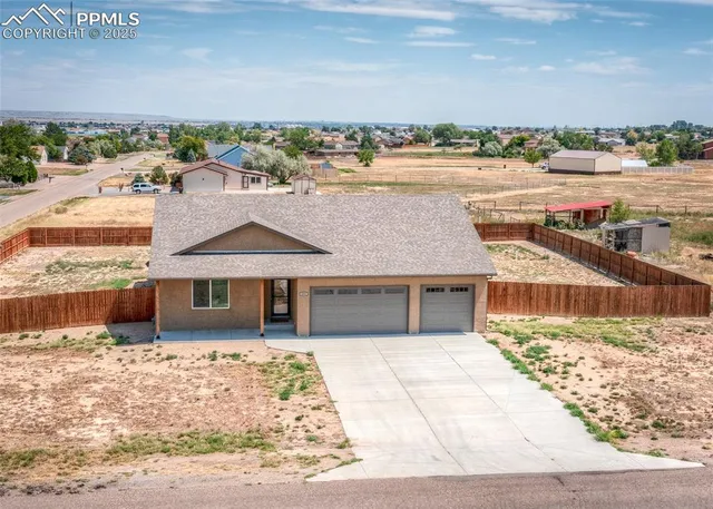 $400,000 | 288 South Wiggins Drive, Pueblo, CO 81007