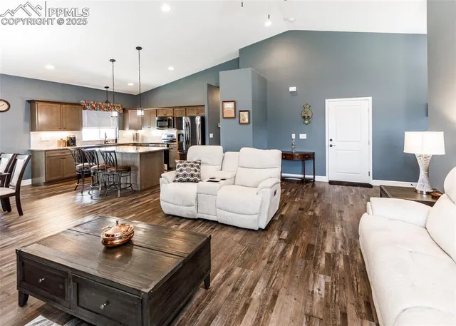 $400,000 | 288 South Wiggins Drive, Pueblo, CO 81007