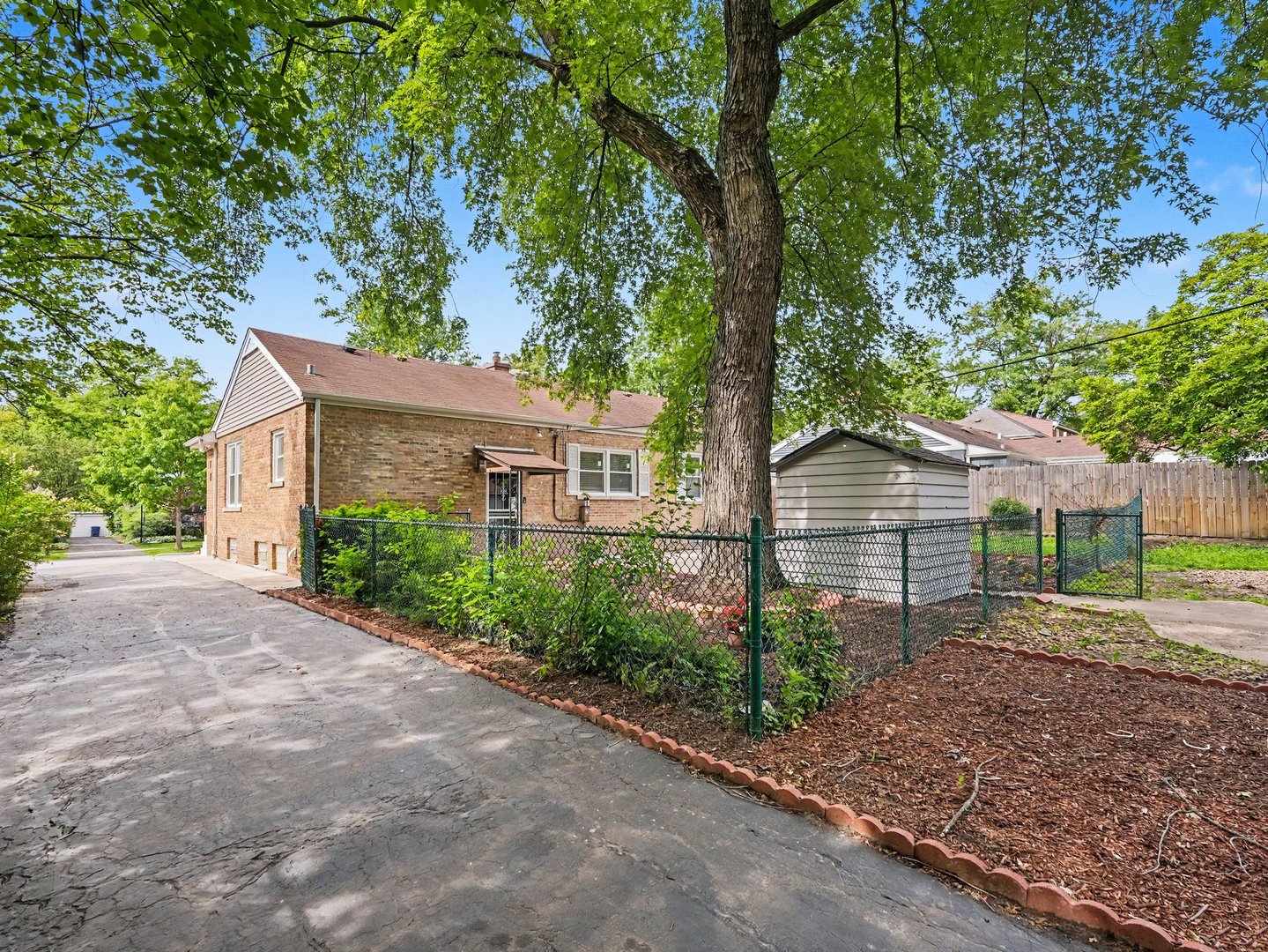 1650 Cedar Road Homewood, IL 60430 - Photo 29 of 38