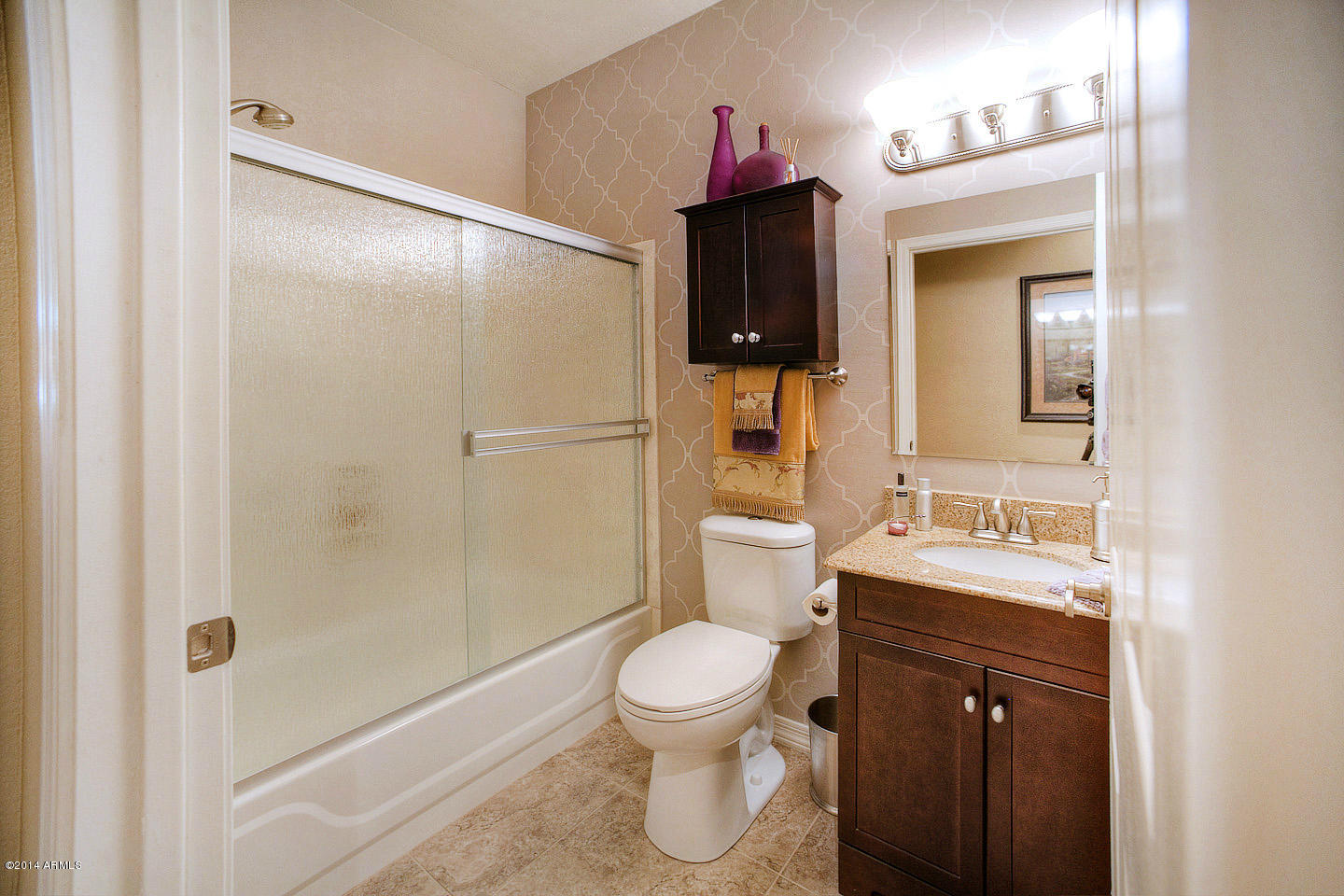 2801 North Litchfield Road, Unit 1 Goodyear, AZ 85395 - Photo 12 of 24 GUEST BATH