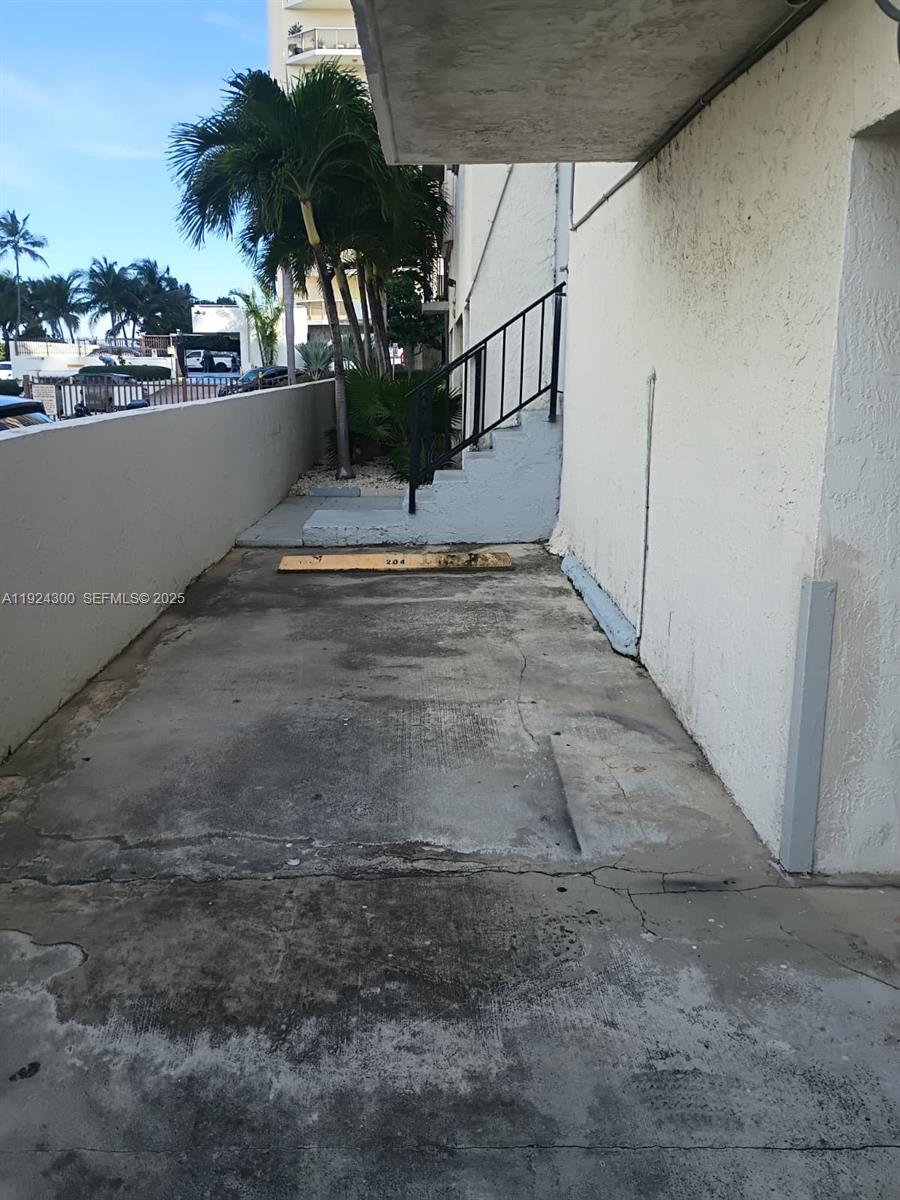 6424 Collins Avenue, Unit 204 Miami Beach, FL 33141 - Photo 20 of 21 a view of balcony