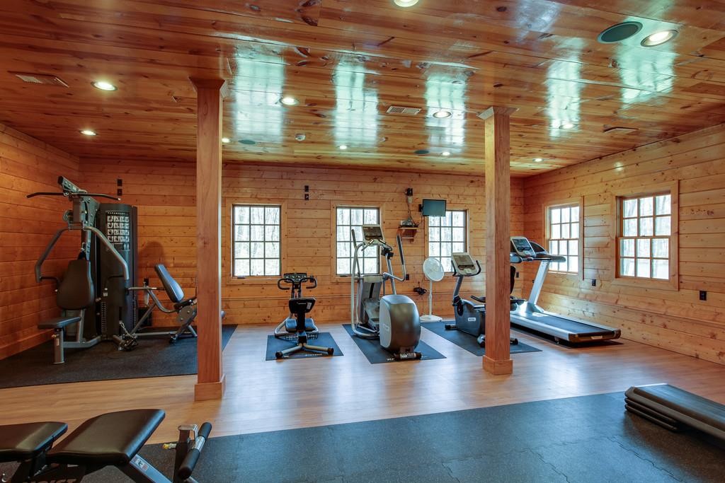 7 Long Mountain Road McMinnville, TN 37110 - Photo 23 of 62 a view of a room with gym equipment