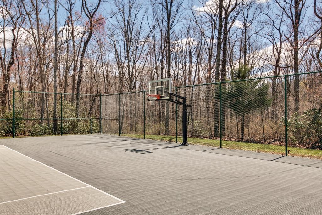 7 Long Mountain Road McMinnville, TN 37110 - Photo 28 of 62 a view of tall trees