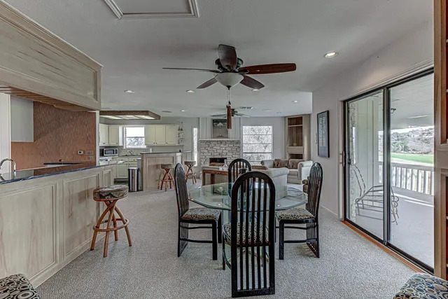 $345,000 | 116 Dawn, Unit D, Horseshoe Bay, TX 78657